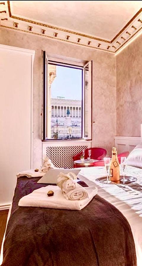 Piazza Venezia Luxury Gasthof