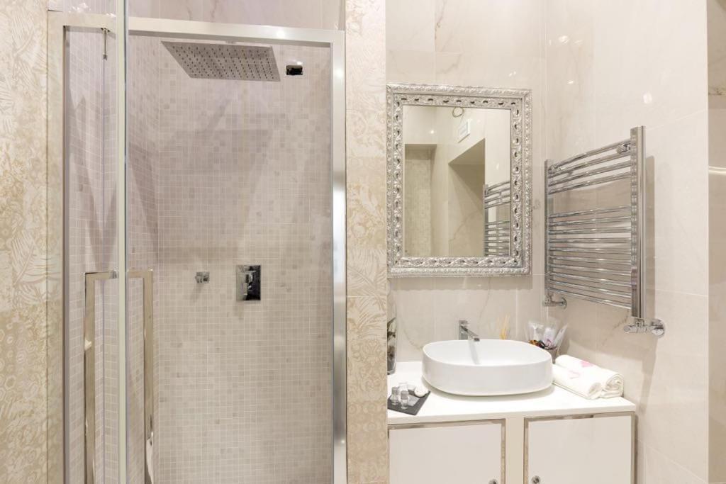 Piazza Venezia Luxury Rom